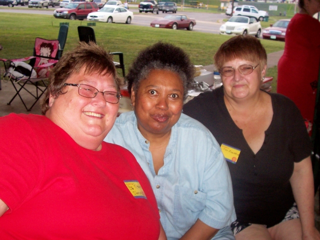 Bonita Rhoads, Suzanne Coffey, Sue Breakfield